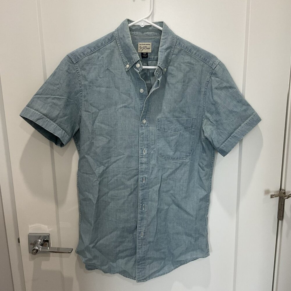 J Crew Men's NWOT Chambray Shirt XS